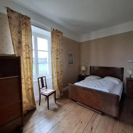 Grande Maison Familiale, Vue Incroyable Et Piscine Hébergement de vacances