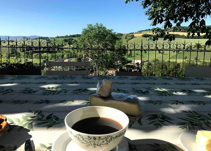 Grande Maison Familiale, Vue Incroyable Et Piscine Hébergement de vacances *