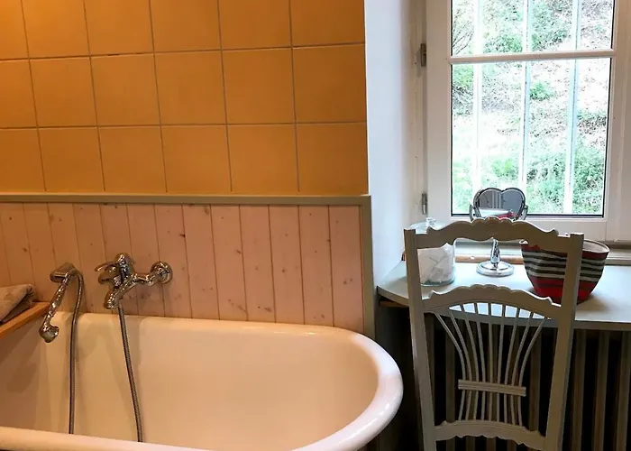 Grande Maison Familiale, Vue Incroyable Et Piscine Hébergement de vacances