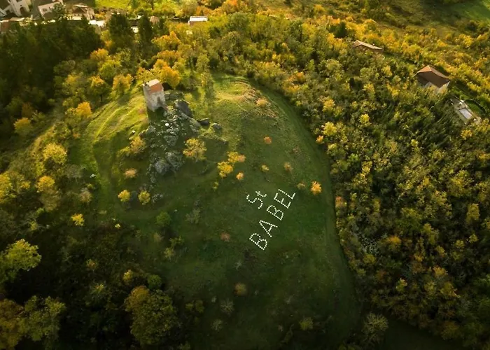 Hébergement de vacances Grande Maison Familiale, Vue Incroyable Et Piscine Saint-Babel